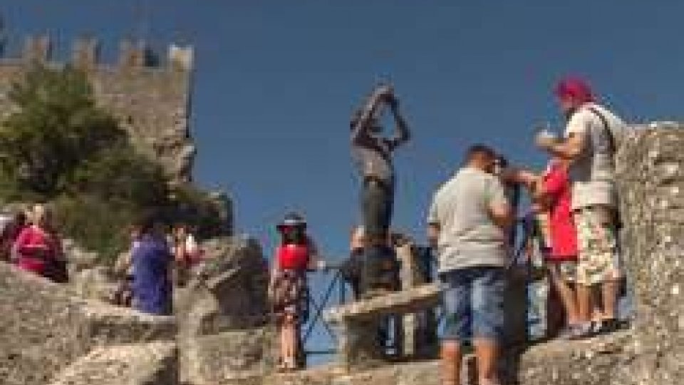 TurismoTurismo a Ferragosto, Lonfernini: "Bilancio positivo, segno della rinnovata attrattività del Paese"