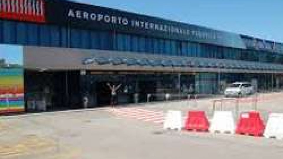Aeroporto Fellini: “Revoca della concessione in mancanza di strategie di sviluppo”