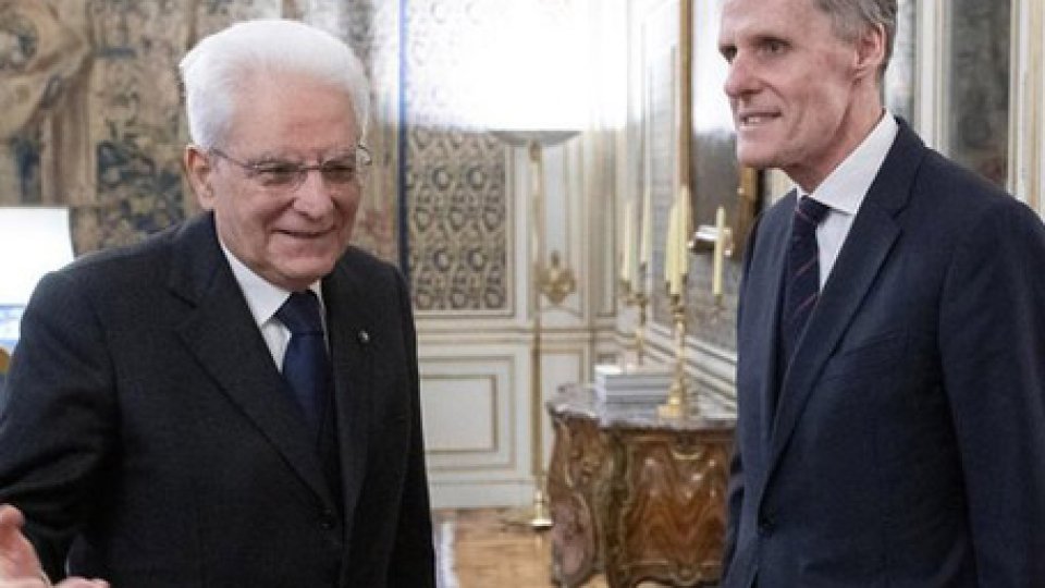 Il Presidente Mattarella e l'ambasciatore Christian Masset