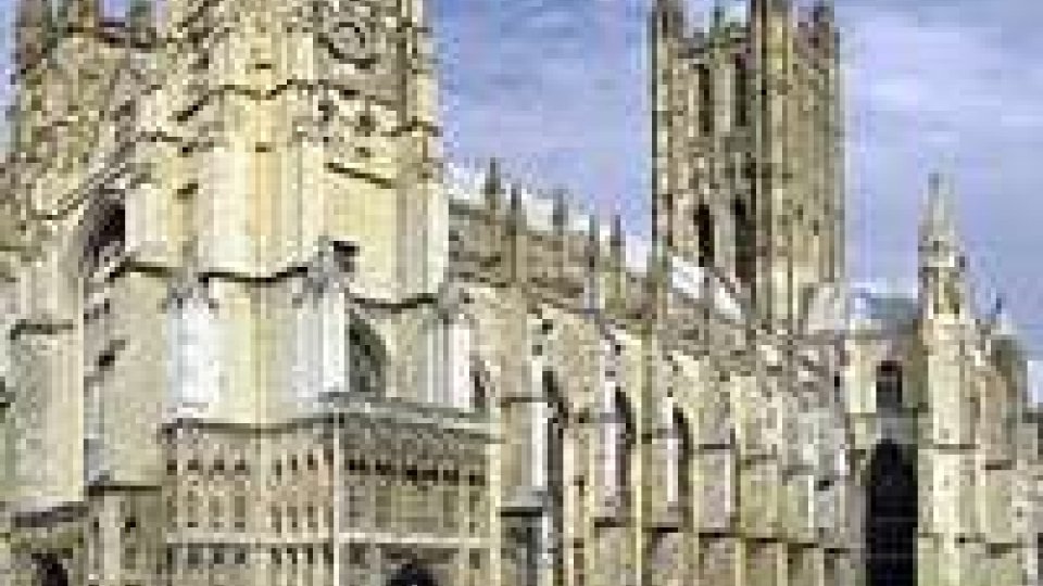 Chiesa di Inghilterra decide su donne vescovo