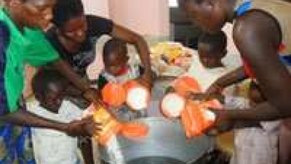 Solidarietà: a buon fine la colletta alimentare dei sammarinesi promossa da 'Noi per Zambia'