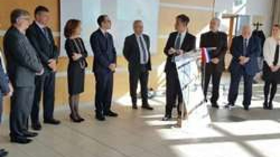 Francia: il Segretario Renzi alla comunità di Grenoble