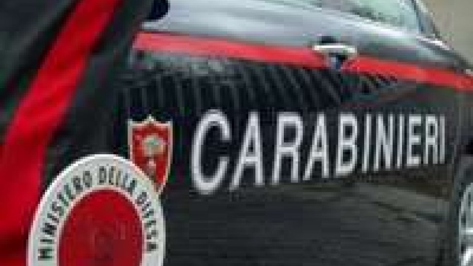 intense precipitazioni in provincia. Due Carabinieri mettono in salvo una famiglia