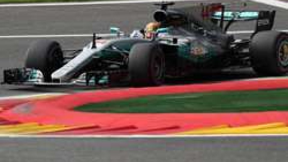 F1, in Belgio storico Hamilton: pole n°68, eguagliato record di Schumacher