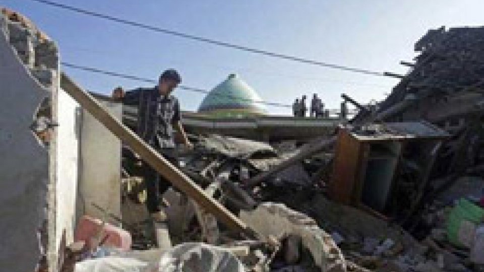 L'Indonesia continua a tremare, 12 le vittime delle ultime scosse