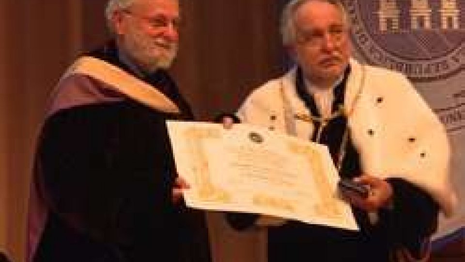 Donald A. Norman e Corrado PetrocelliUniversità: l'anno accademico si apre con la laurea Honoris Causa a Donald A. Norman