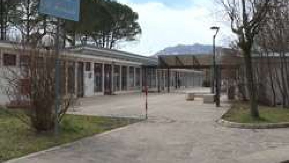 La scuola elementare di Dogana