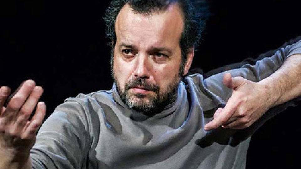 Mario PerrottaPERROTTA sul Monte: "IN (nel) NOME DEL PADRE" trilogia a teatro