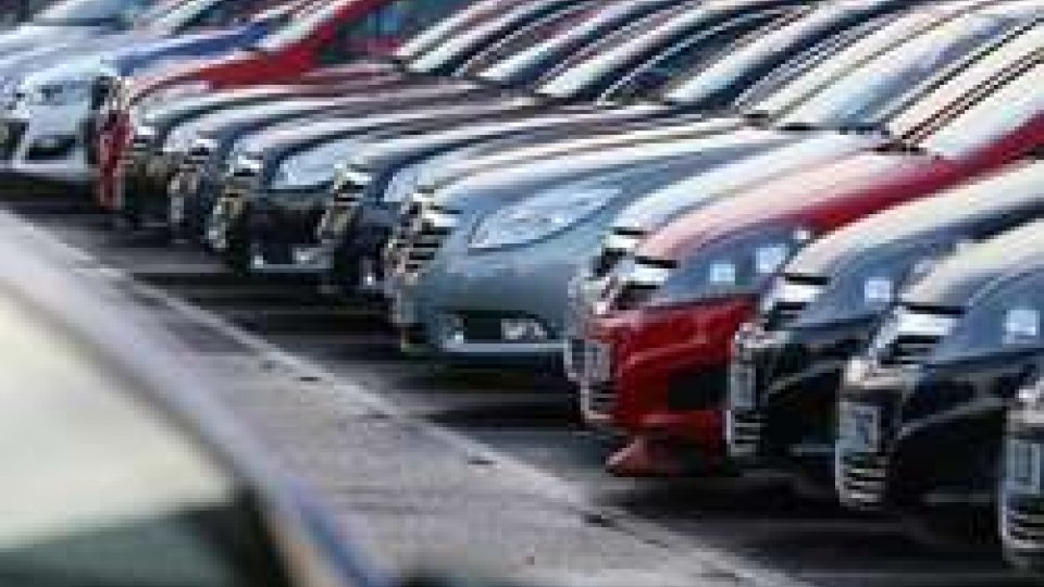 Auto: mercato europeo in crescita ma febbraio rallenta