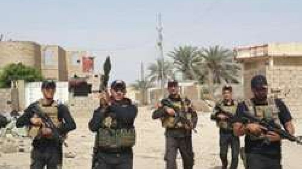 Isis: forze irachene penetrano nell'università di Anbar a Ramadi