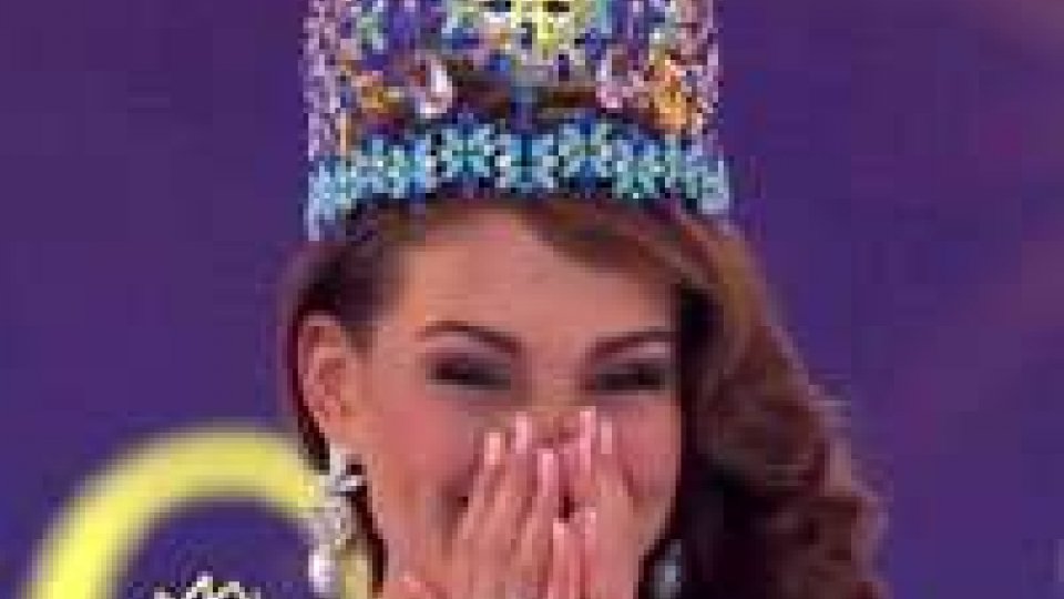 Miss Mondo 2014, corona alla sudafricana Rolene