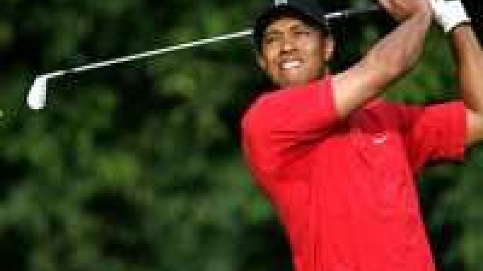 Tiger Woods lo sportivo più pagato: 83,1 milioni di dollari