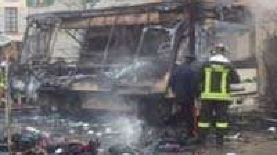 Guastalla: esplode furgone, 2 morti e 4 feritiGuastalla: esplode furgone, 2 morti e 4 feriti