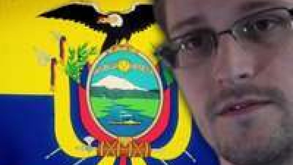 Snowden: appello su Twitter all'Ecuador