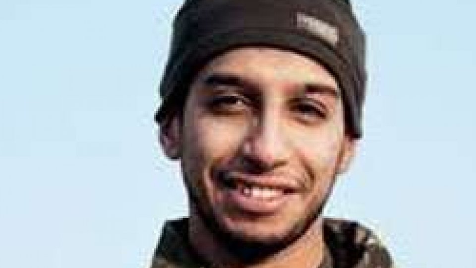 Morto a Saint-Denis Abdelhamid Abaaoud, mente degli attacchi di ParigiMorto a Saint-Denis Abdelhamid Abaaoud, mente degli attacchi di Parigi