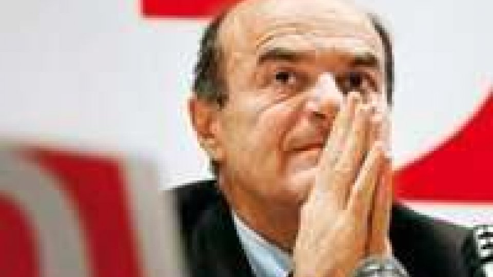 Bersani: “ritardo governo, non è colpa mia”. Grillo lancia “quirinarie”