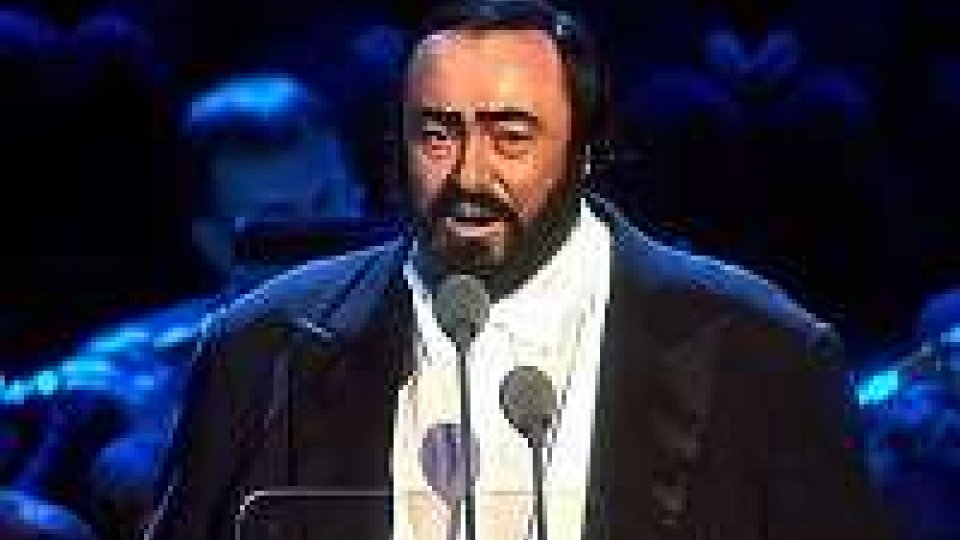 Pavarotti, 10 anni fa l'addio