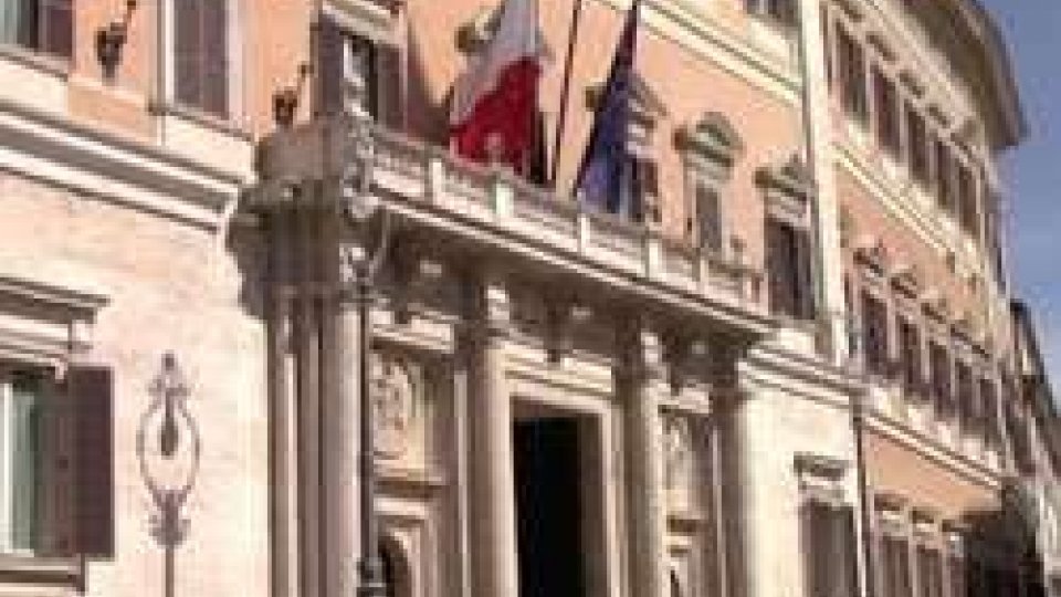 Il parlamento italianoPesaro: dibattito politico e civile sul "testamento biologico"