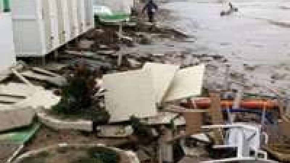 Riccione: gravi danni in spiaggia per mareggiate