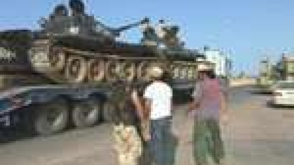 Libia: la Nato resterà 3 mesi in più