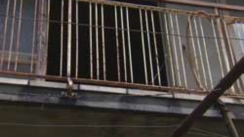 incendio a Faetano in una abitazione con più appartamenti disabitati