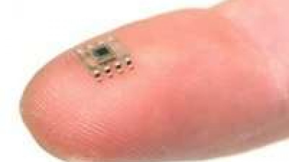 In 10 anni microchip impiantabili per salute in tempo reale