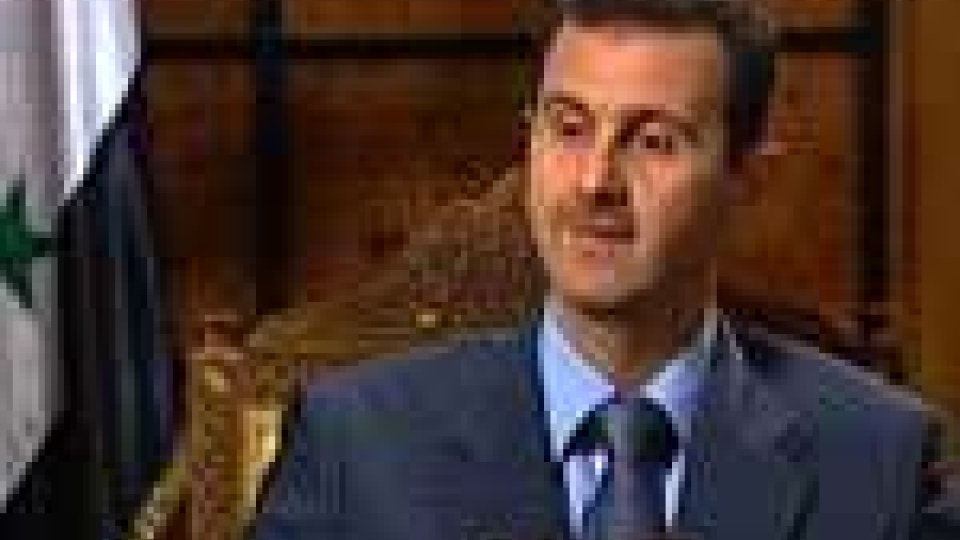 Siria, Assad crea commissione per eliminare stato di emergenza