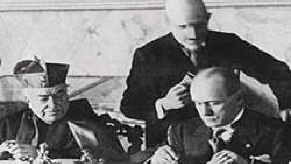 Benito Mussolini e Pietro Gasparri