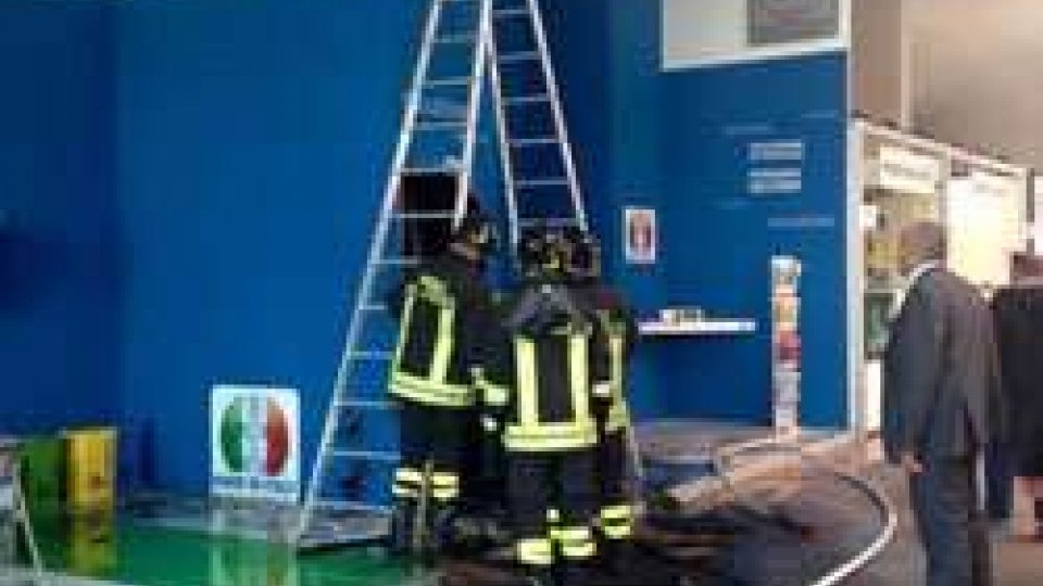 Principio di incendio alla Fiera Ecomondo di Rimini: evacuato padiglione