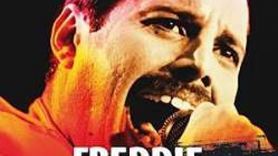 "Freddie Mercury", il leader dei Queen nella biografia di Luca Garrò