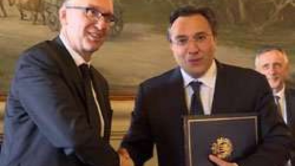 Luca Ceriscioli e Francesco MussoniA Palazzo Begni firmato l'accordo sanitario San Marino - Marche