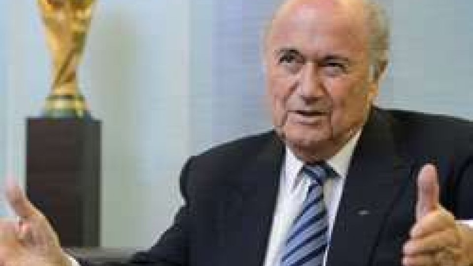 Joseph Blatter presidente FifaLa Fifa nella bufera, arrestati due vice di Blatter