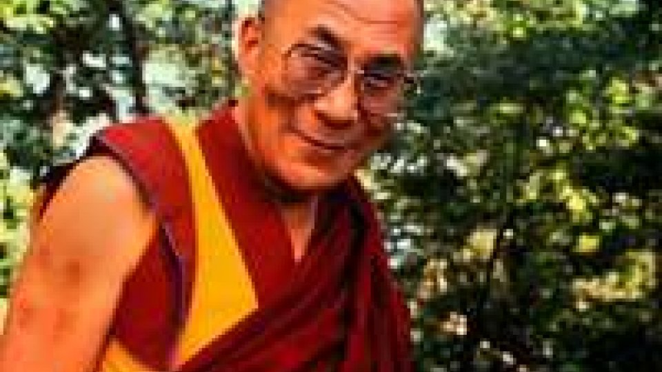 Dalai Lama: "Scelta Benedetto XVI realistica"