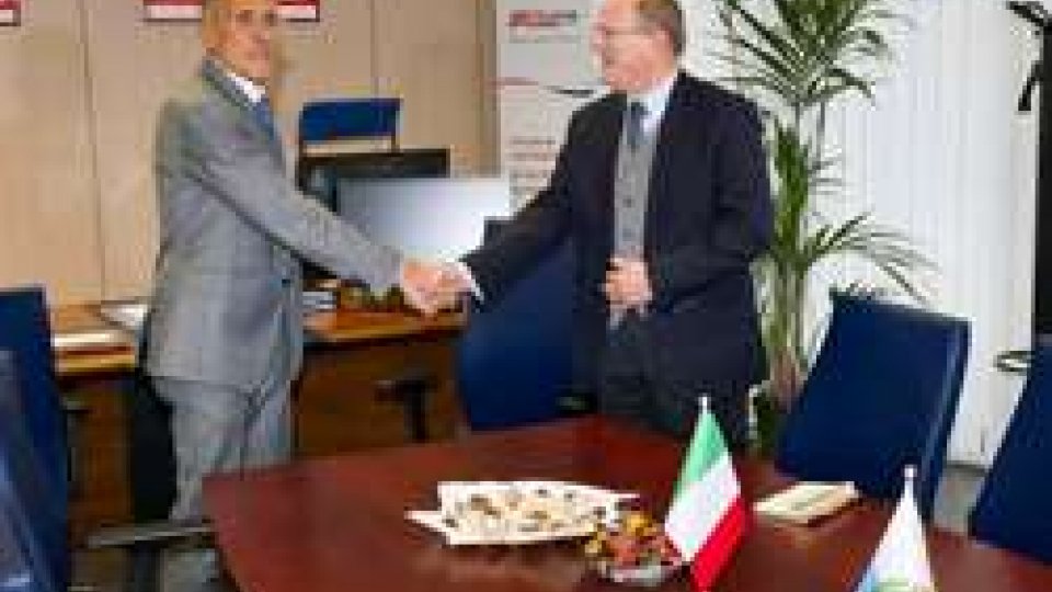 TIM San Marino: L'Ambasciatore d'Italia in San Marino Guido Cerboni in visita presso gli uffici di TIM San Marino