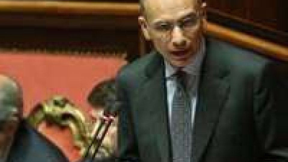Berlusconi alla fine ci ripensa, l'esecutivo di Letta incassa 235 sì e 7 no