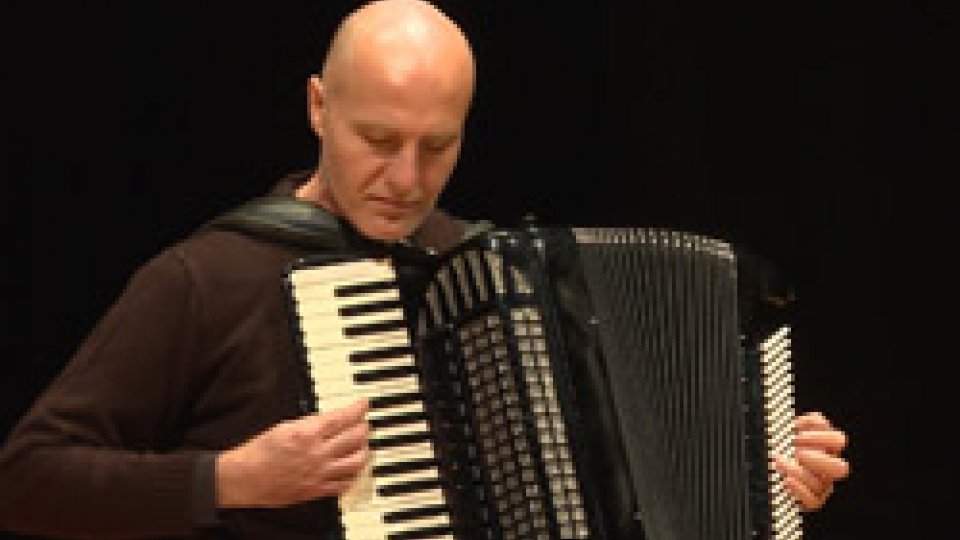 Emanuele RastelliRassegna Musicale d'Autunno: la fisarmonica di Emanuele Rastelli protagonista al Titano
