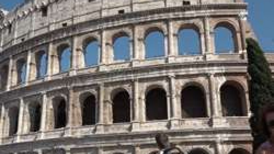 colosseoPonte del 1 maggio da record in Italia: quasi 10 milioni di turisti in giro