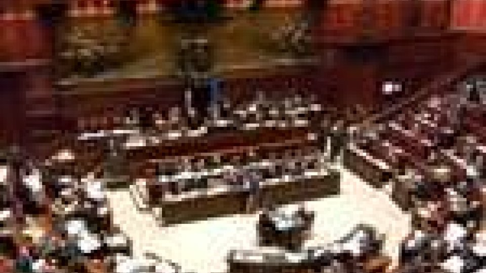 Politica italiana: Il decreto “Milleproroghe” arriva alla Camera come maxiemendamento