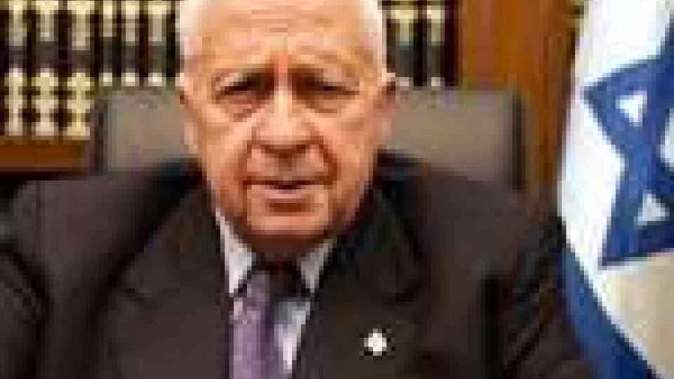 Israele: è morto l'ex premier Ariel Sharon. Il governo però smentisce