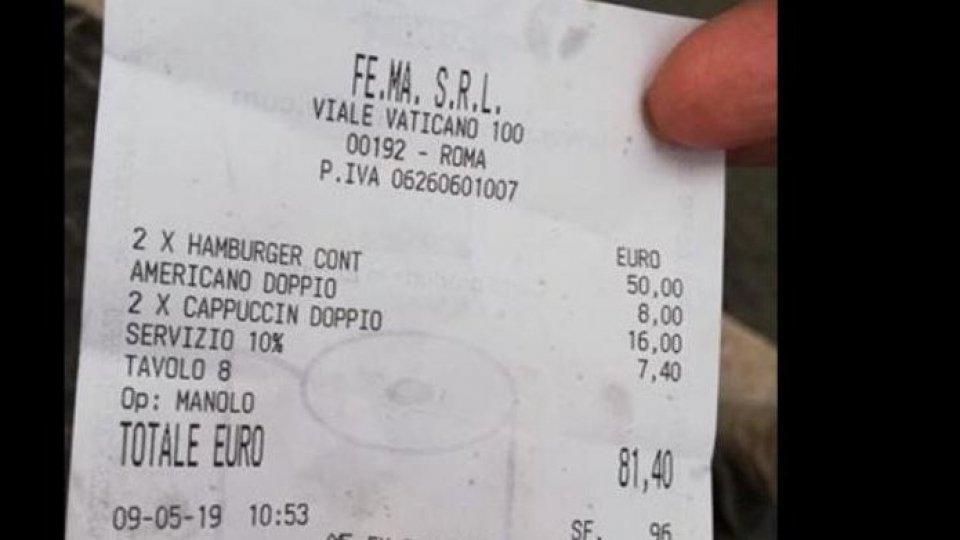Due cappucci, due burger ed un caffè: 81,40 euro