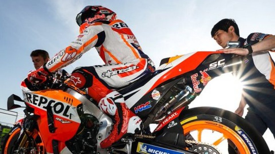 MotoGP: ad Aragon "solita" pole di Marquez. Quartararo segue, Rossi sesto