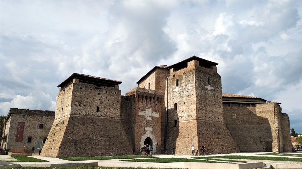 Castel Sismondo: nessun nuovo ingresso alla Rocca, esulta Italia Nostra