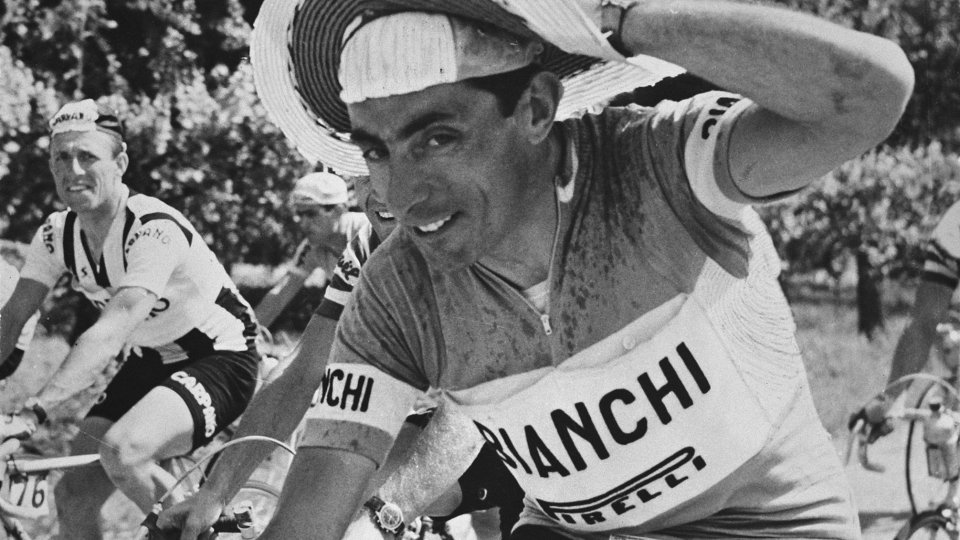 Fausto Coppi al Giro d'Italia nel 1958Fausto Coppi al Giro d'Italia nel 1958
