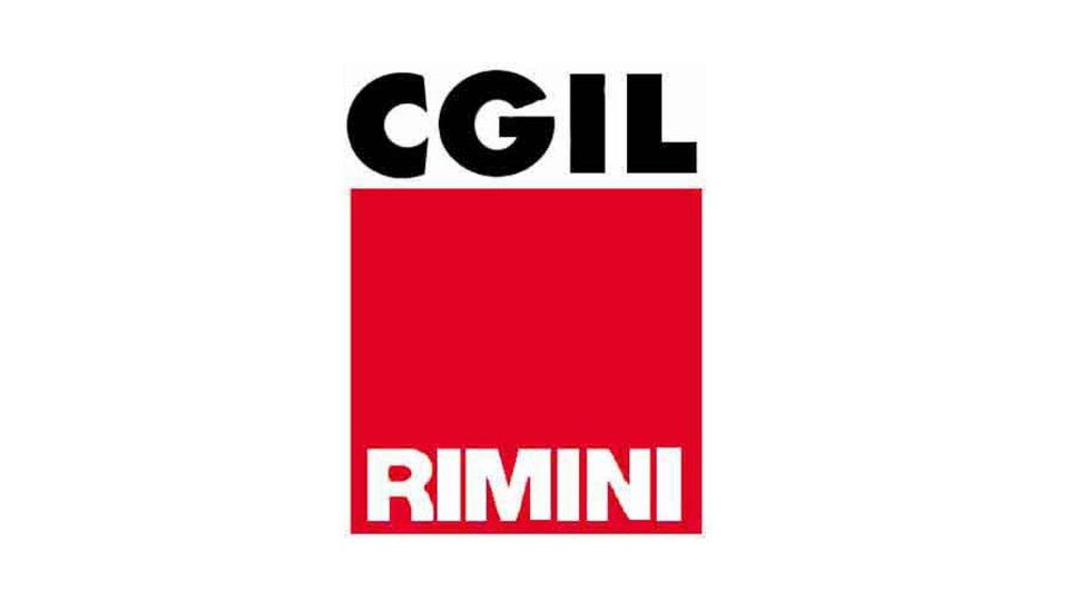 CGIL Rimini: "Via subito la pubblicità sessista dai cartelloni della provincia"