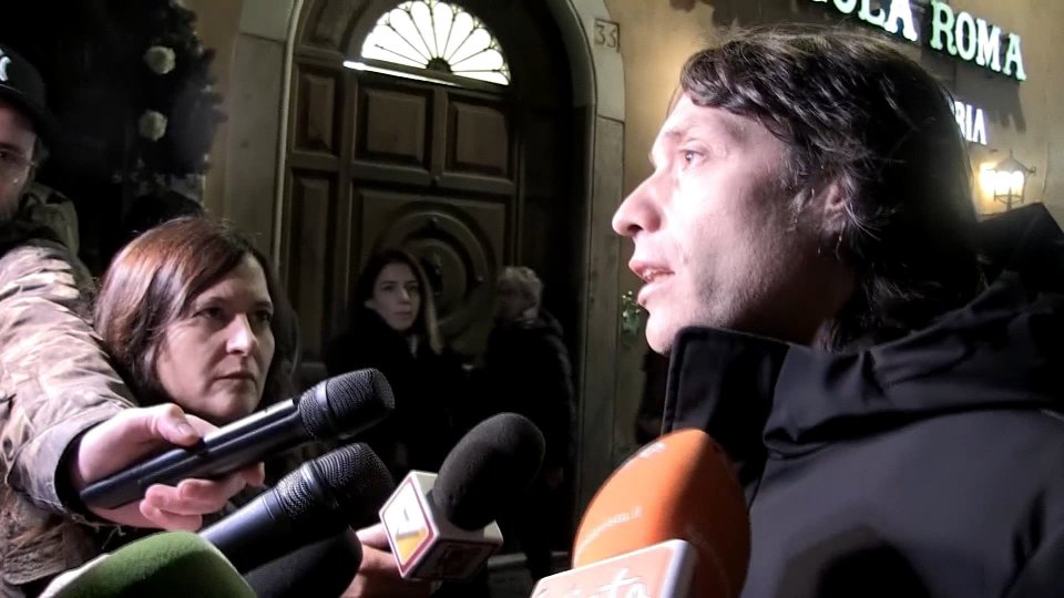 Nel video il senatore del M5S Gianluca Perilli, che smentisce come il documento sia un attacco al doppio incarico di Luigi Di Maio.