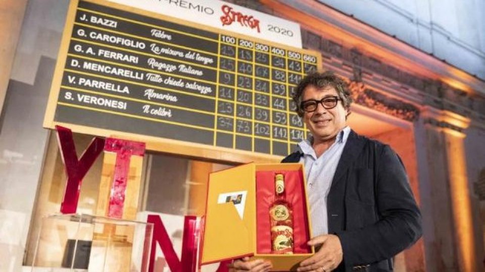 Premio Strega: la seconda volta di Sandro Veronesi con 'Il colibrì'