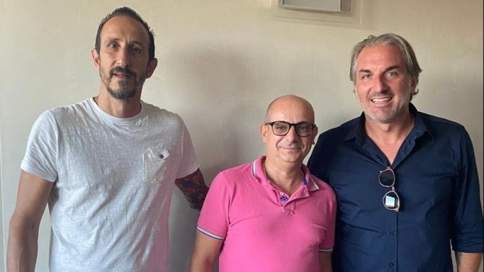 Mastronicola è il nuovo allenatore del Rimini e la Savignanese s'infuria