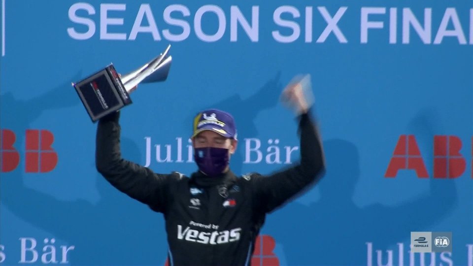 Formula E, gara 11: la vittoria di Vandoorne chiude la stagione