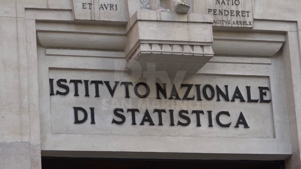 Italia: nel privato oltre 1 milione in meno di contratti a tempo
