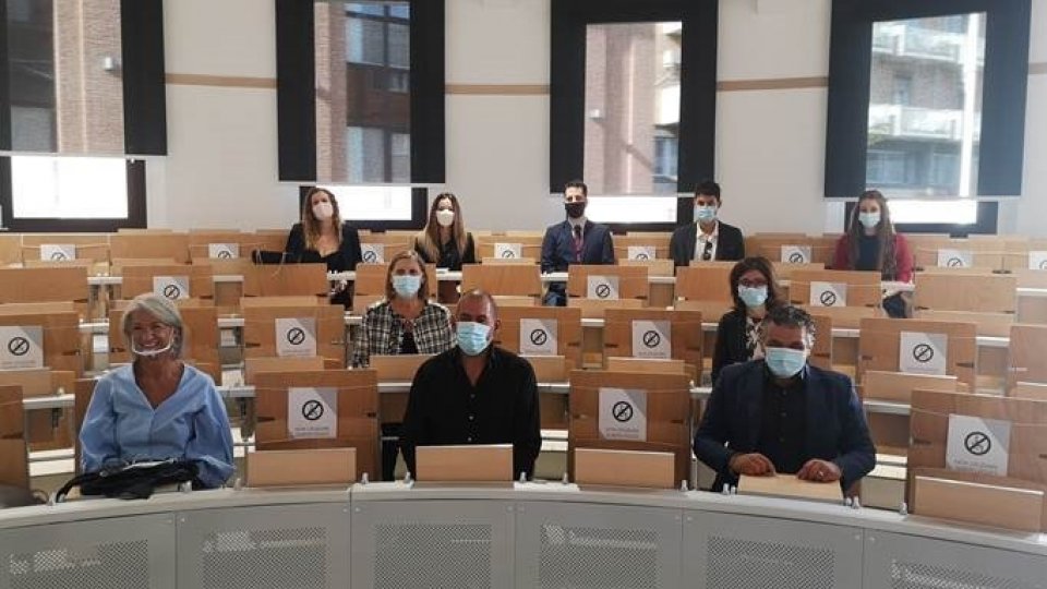 UNIBO: I primi laureati di Advanced Cosmetic Sciences. Ripartono le sedute di laurea in presenza al Campus di Rimini